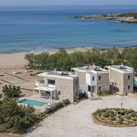 Cedar Bay Beachside Villas Palaiochora Dış mekan fotoğraf