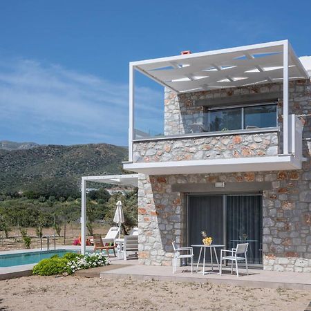 Cedar Bay Beachside Villas Palaiochora Dış mekan fotoğraf