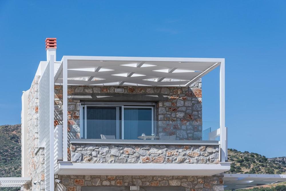 Cedar Bay Beachside Villas Palaiochora Dış mekan fotoğraf