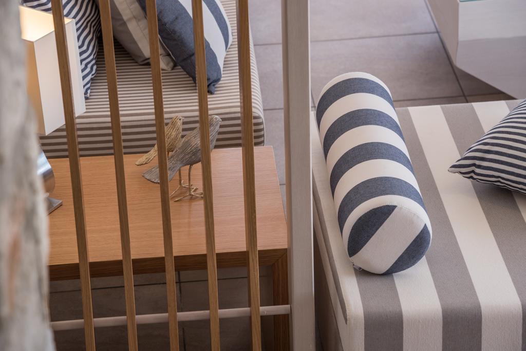 Cedar Bay Beachside Villas Palaiochora Dış mekan fotoğraf