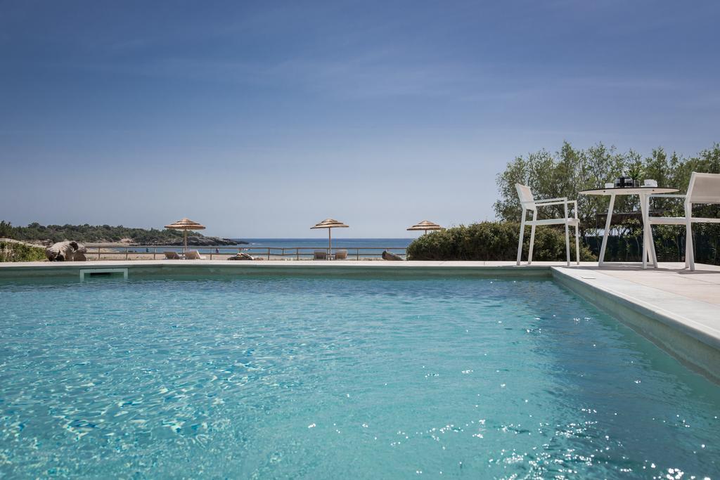 Cedar Bay Beachside Villas Palaiochora Dış mekan fotoğraf