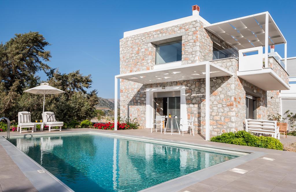 Cedar Bay Beachside Villas Palaiochora Dış mekan fotoğraf